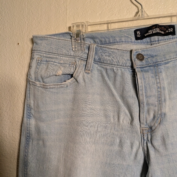 Holister Light Blue Distressed Jeans Size 15 W32 - Picture 5 of 8